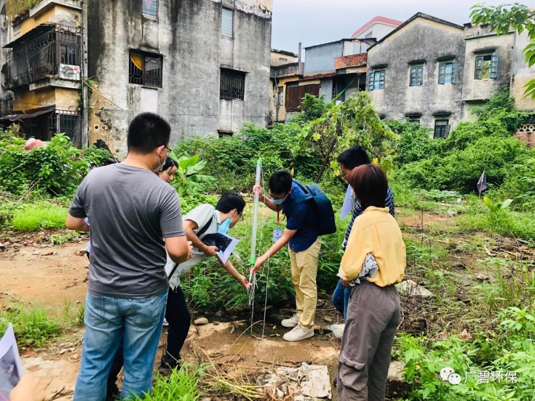 廣碧環(huán)保《容桂街道容新居委會德勝路40號地塊土壤污染狀況初步調(diào)查報(bào)告》通過評審(圖1) 廣碧環(huán)保《容桂街道容新居委會德勝路40號地塊土壤污染狀況初步調(diào)查報(bào)告》通過評審(圖1)